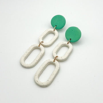 Triple Oval Link Earrings – Speckled White and Mint