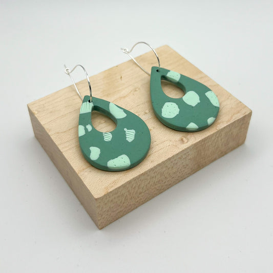 Teardrop Cut-Out Earrings – Mint Meadow